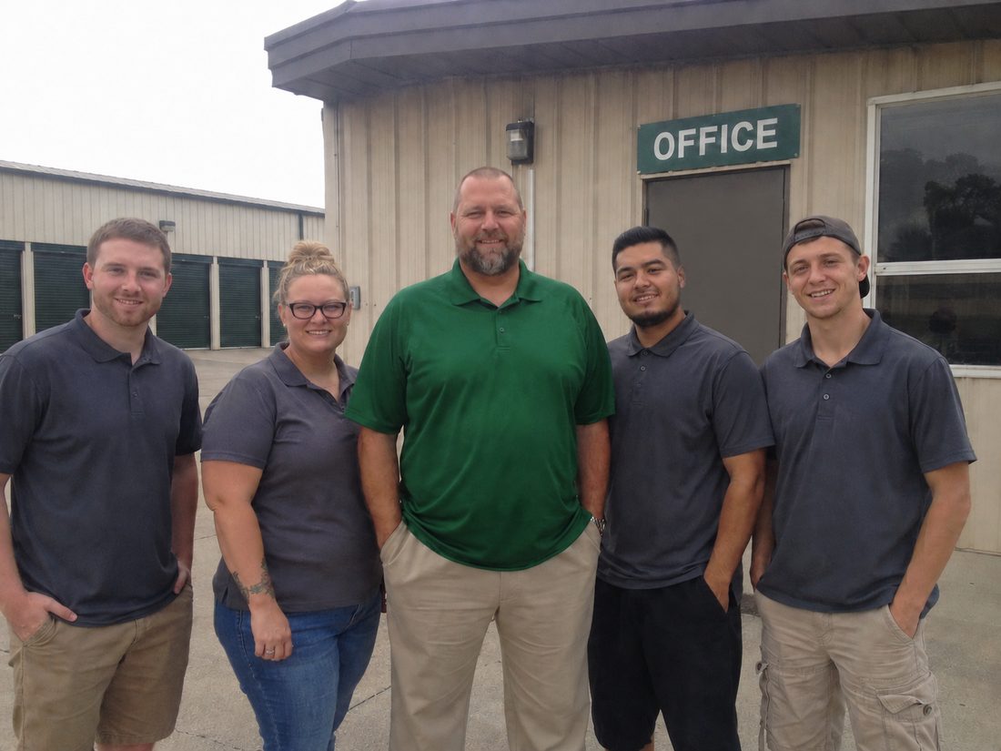 Pest control professionals in Mishawaka, IN